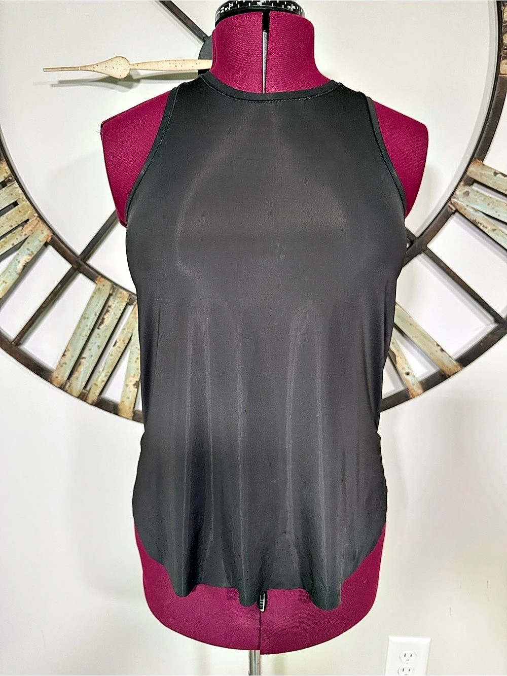 AVIA Black Sleeveless Athletic Top Size Small